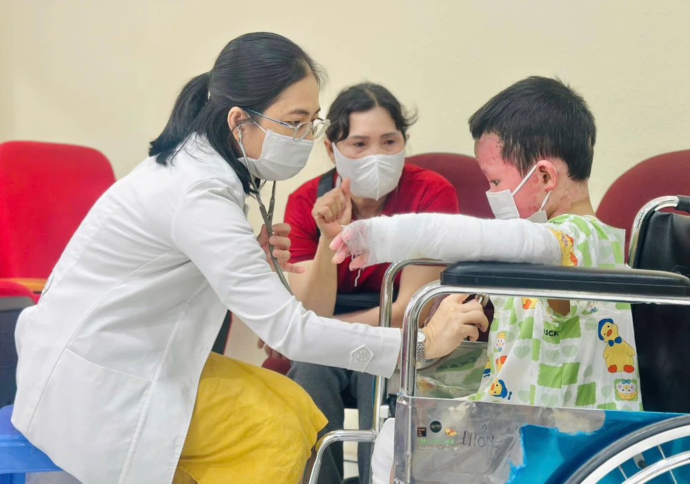 phong-hoa-dot-nha (2).jpg