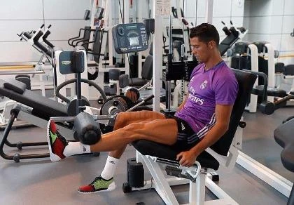 Cái gối trái của Ronaldo đã dần bình phục