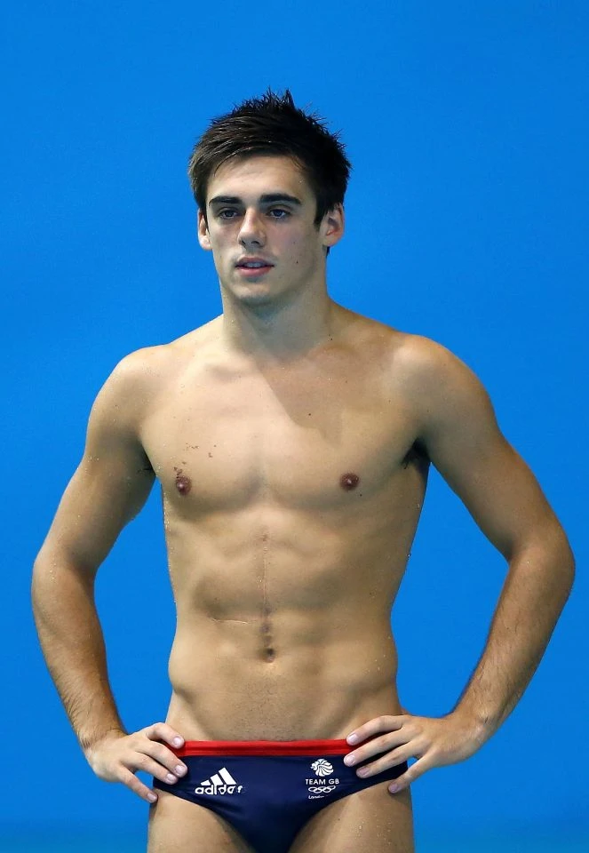 Chris Mears từng bỏ nghề nhưng cuối cùng anh vẫn quay lại