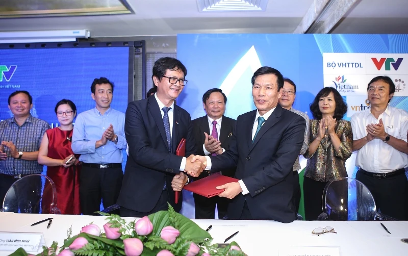 'Đừng để chúng tôi thành những ngôi sao cô đơn' ảnh 1