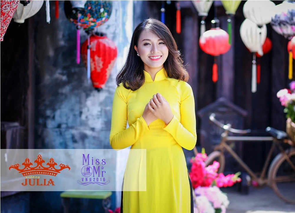 Hoa hậu Mỹ Linh,nghệ sĩ Xuân Bắc chấm thi SV thanh lịch ảnh 3