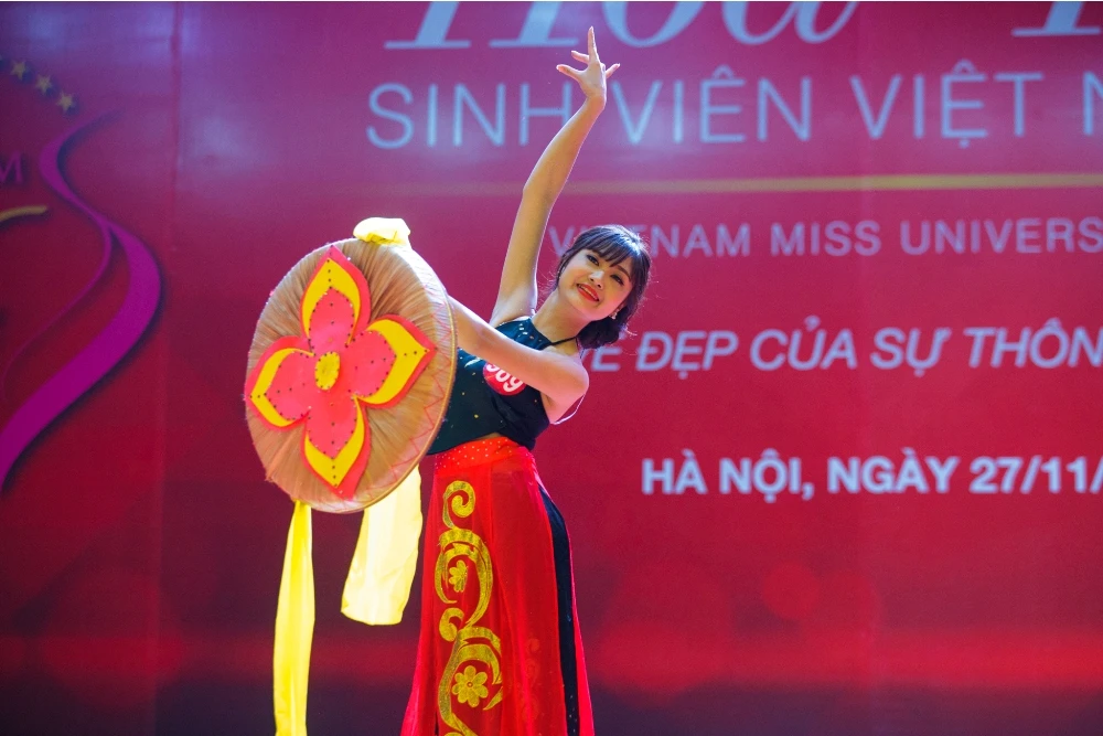 Xem thí sinh Hoa khôi sinh viên nhảy, đấu võ ảnh 1