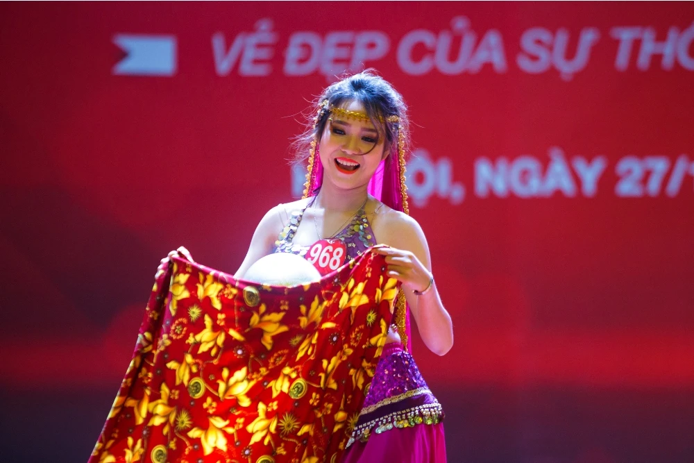 Xem thí sinh Hoa khôi sinh viên nhảy, đấu võ ảnh 4