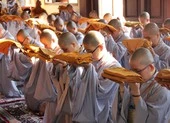 Giáo hội Phật giáo yêu cầu tăng ni cả nước cấm túc tại chùa