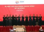 Các bộ trưởng ASEAN tuyên bố tăng cường phục hồi kinh tế 