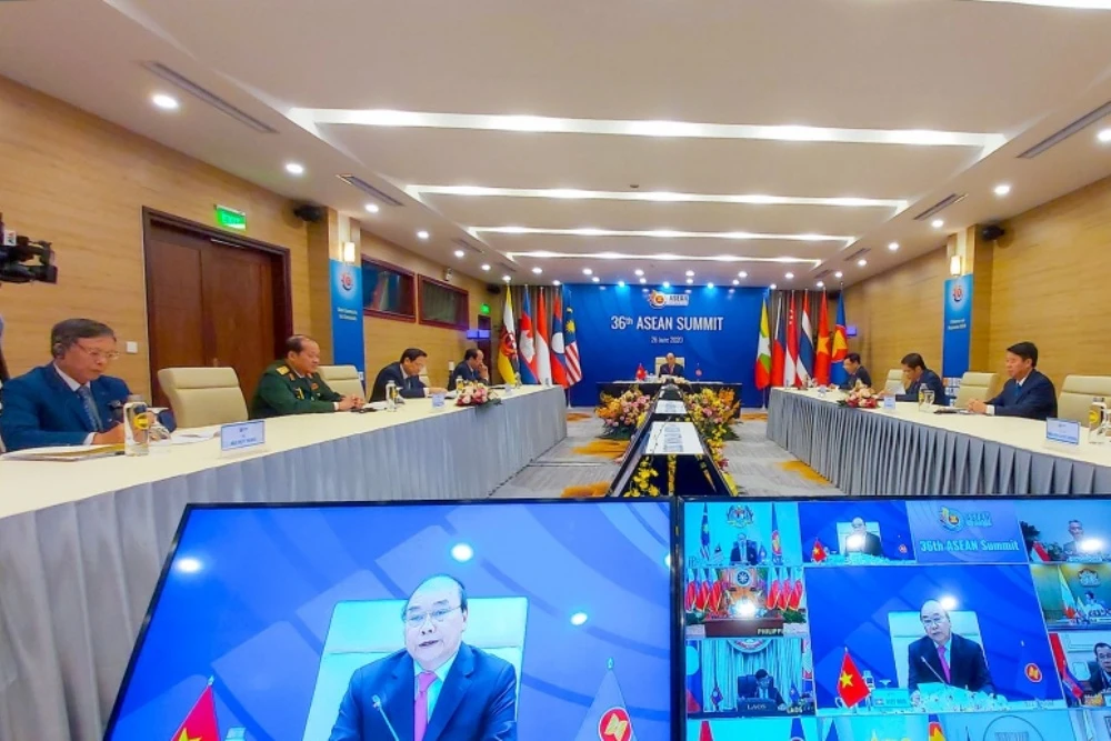 Phiên trực tuyến đầu tiên của ASEAN