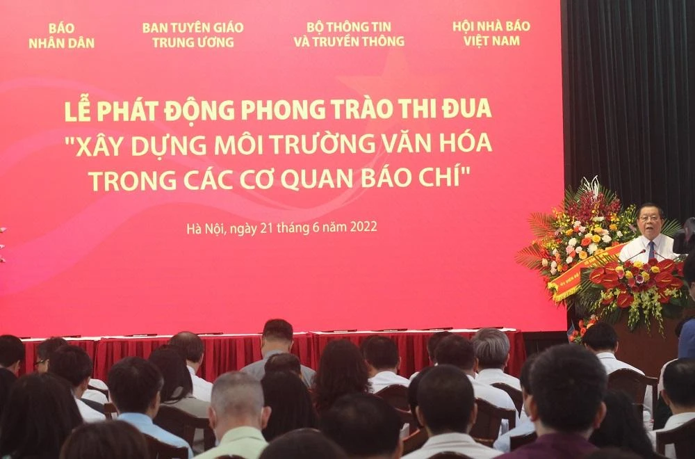 Trưởng ban Tuyên giáo Trung ương Nguyễn Trọng Nghĩa phát biểu tại lễ phát động. Ảnh: VT
