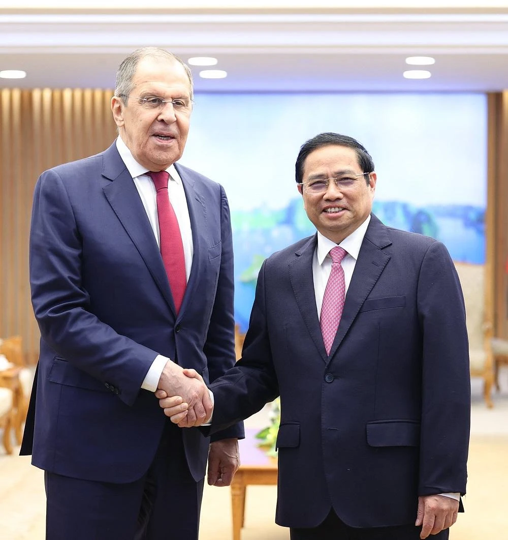 Thủ tướng Chính phủ Phạm Minh Chính và Bộ trưởng Ngoại giao Liên bang Nga Sergey Lavrov. Ảnh: VIỆT LINH