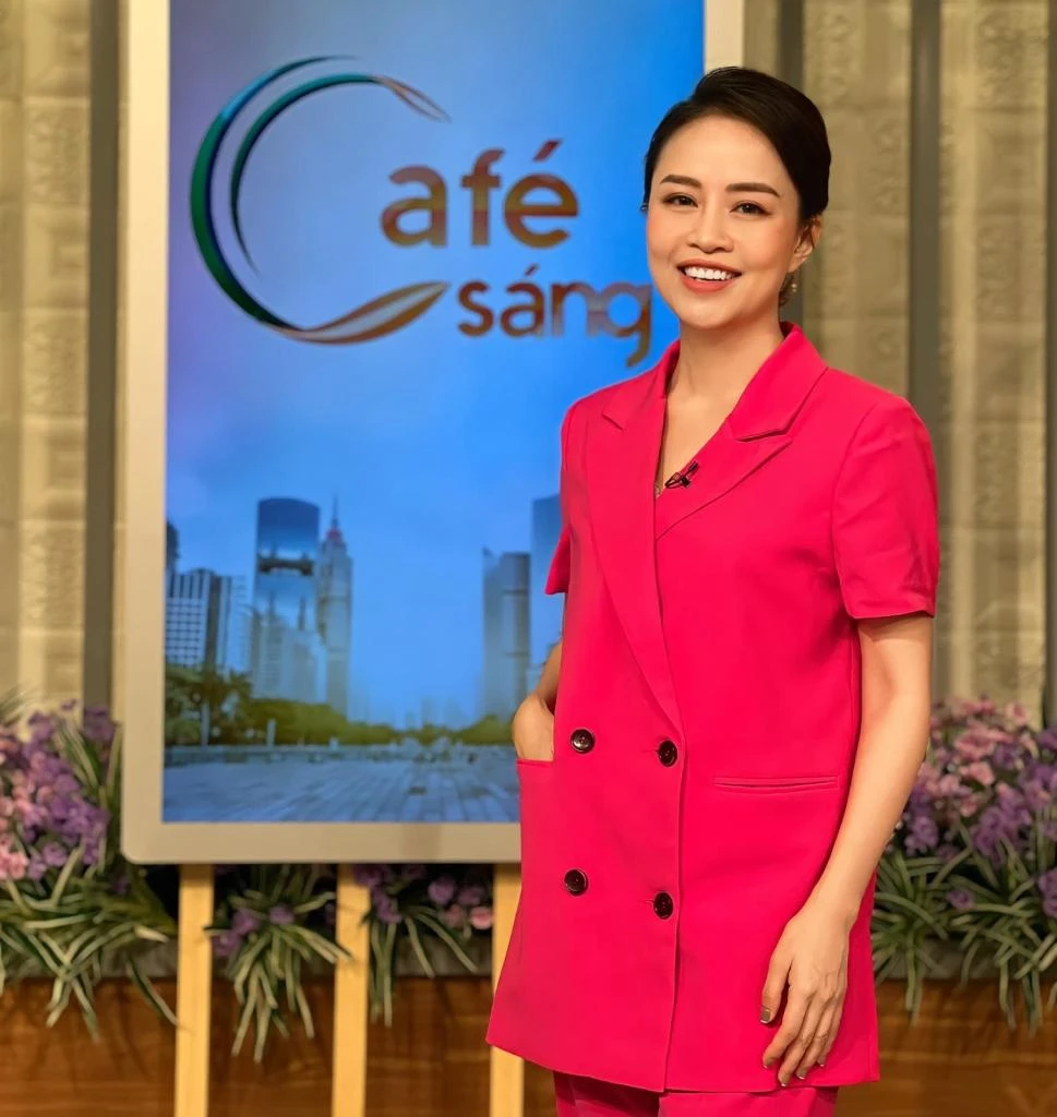 MC Đoàn Minh Hằng.