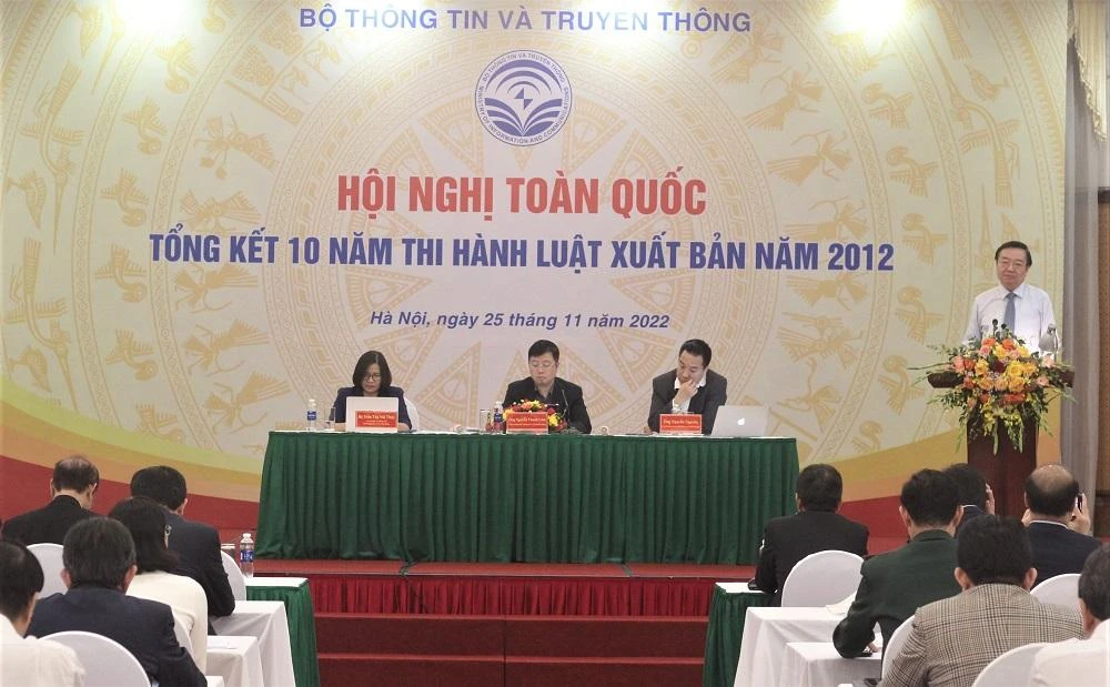 Ông Lê Hồng Sơn, Phó trưởng Ban Tuyên giáo Thành ủy TP.HCM phát biểu tại Hội nghị. Ảnh: VT