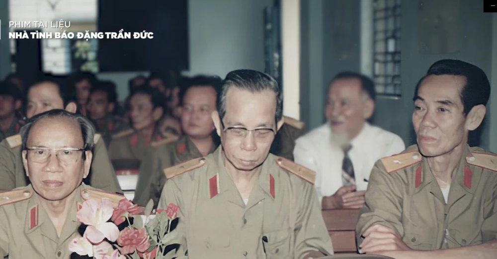 Bộ ba át chủ bài của tình báo Việt Nam (lần lượt từ trái qua phải: Vũ Ngọc Nhạ, Đặng Trần Đức và Phạm Xuân Ẩn). Ảnh tư liệu.