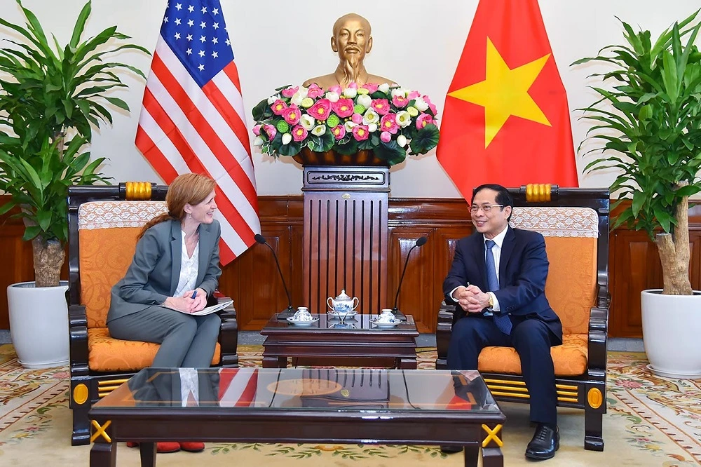 Bộ trưởng Ngoại giao Bùi Thanh Sơn tại buổi bà Samantha Power. Ảnh: BNG