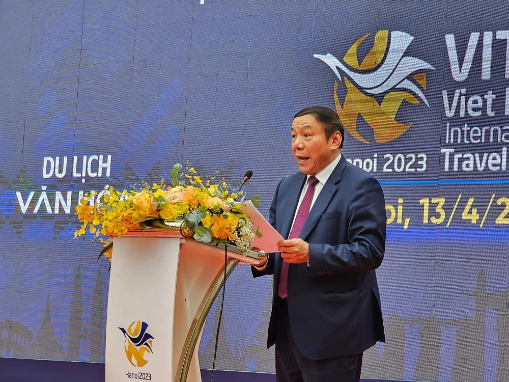 Bộ trưởng Bộ VH-TT&amp;DL Nguyễn Văn Hùng phát biểu tại lễ khai mạc.