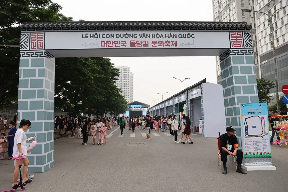 Khuôn viên lễ hội. Ảnh: T&H. Khuôn viên lễ hội. Ảnh: T&H.