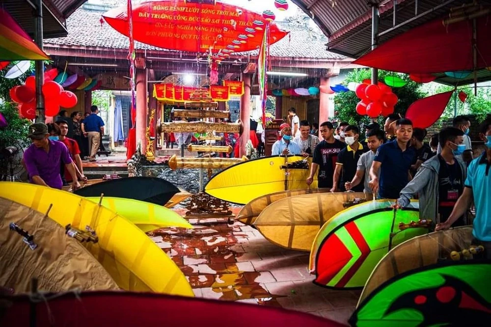 Lễ hội thi thả diều truyền thống làng Bá Dương Nội là sự kiện thường niên của địa phương. Ảnh tư liệu.