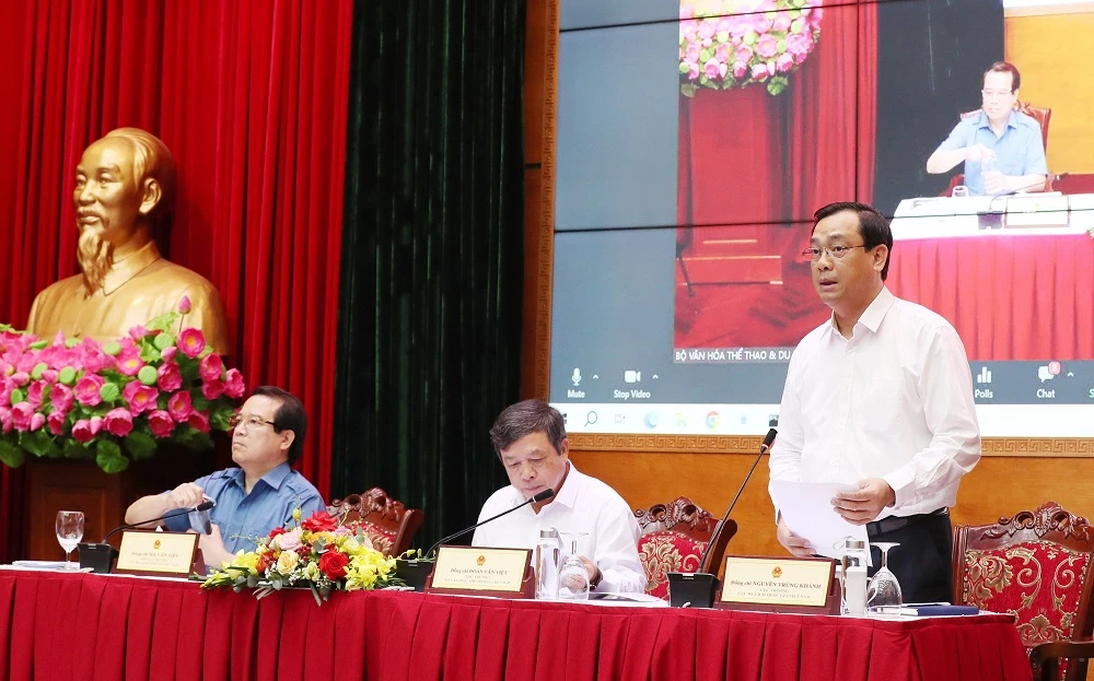 Ông Nguyễn Trùng Khánh - Cục trưởng Cục Du lịch Quốc gia phát biểu tại hội nghị. Ảnh: TRẦN HUẤN.