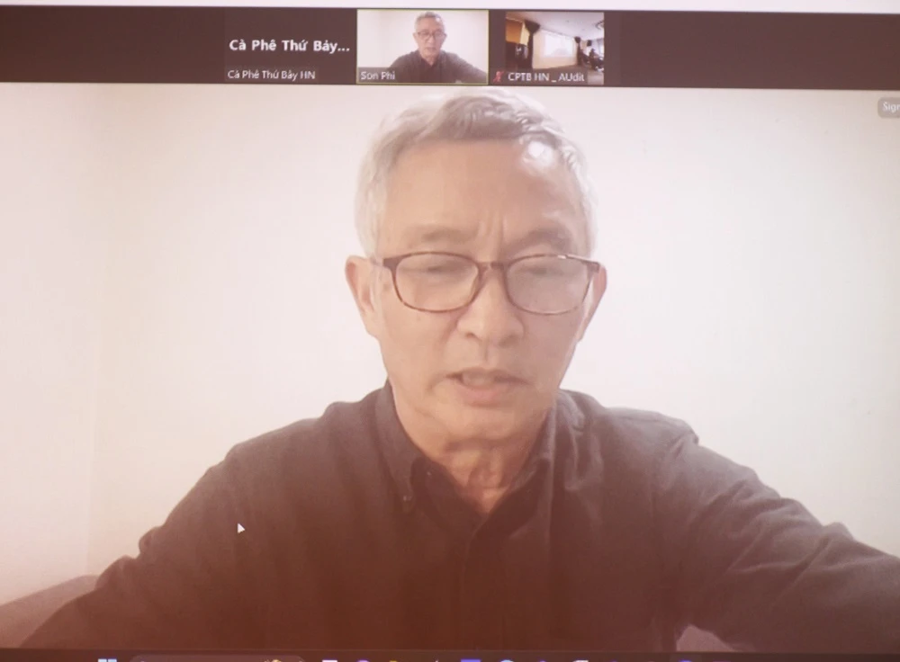 Đang ở Mỹ, đạo diễn Phi Tiến Sơn trò chuyện trực tuyến với điểm cầu Hà Nội