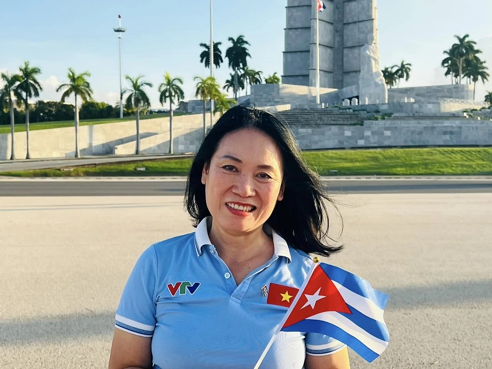 Nhà báo Tạ Bích Loan