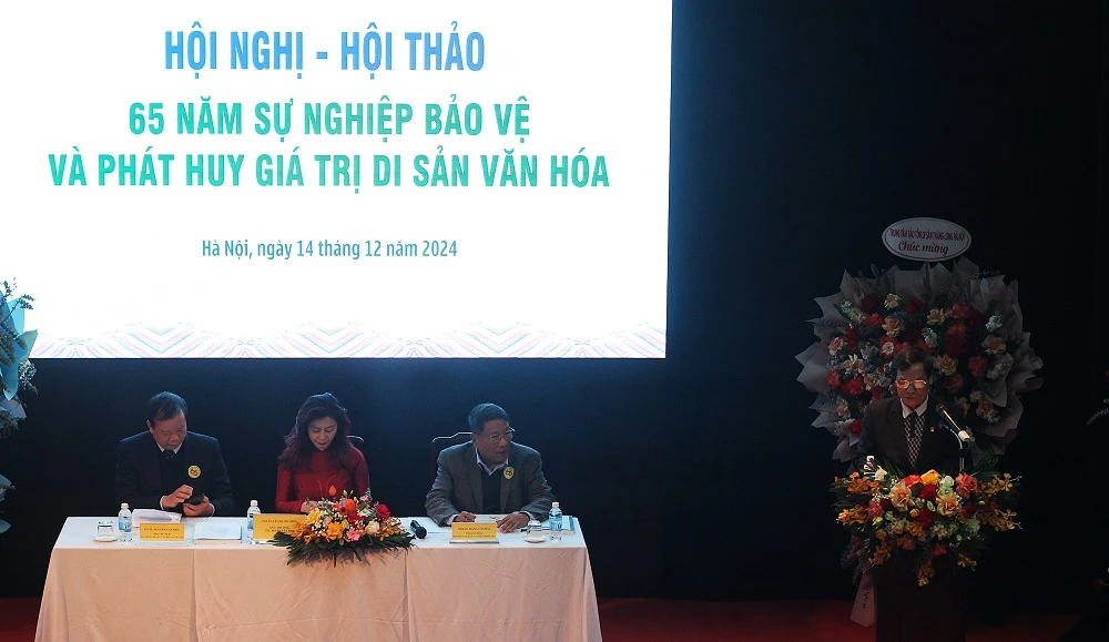 anh hùng dân tộc