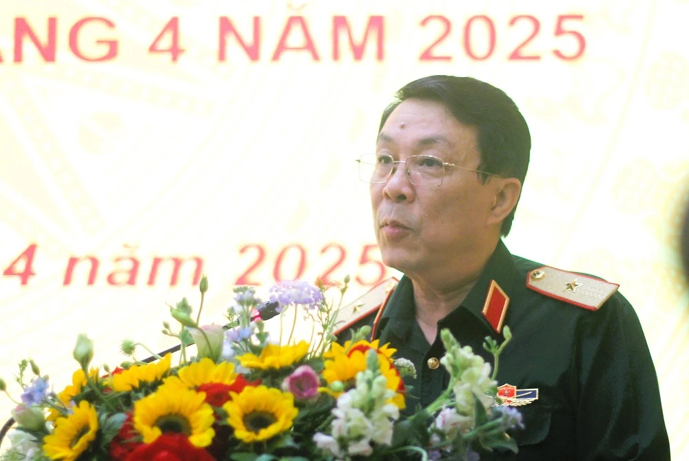 Anh trai vượt ngàn chông gai