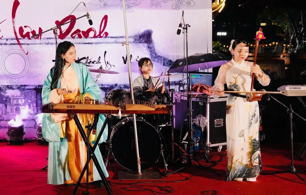 Nhạc sĩ Đinh Khánh Ly