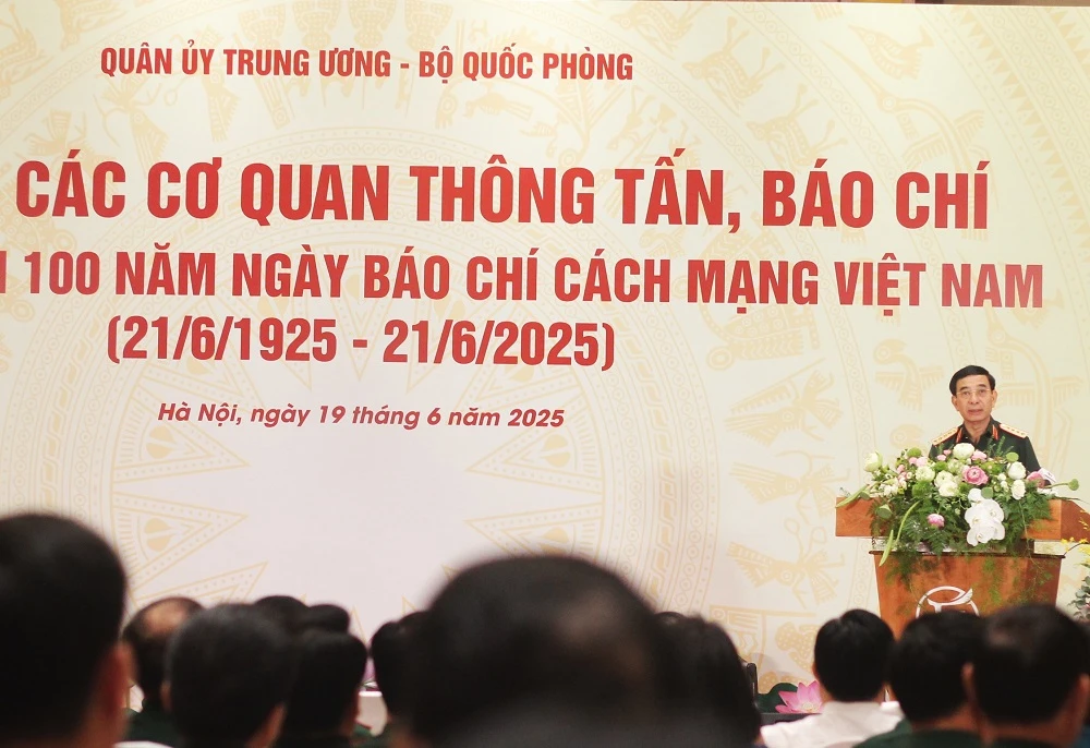 Bộ trưởng Quốc phòng