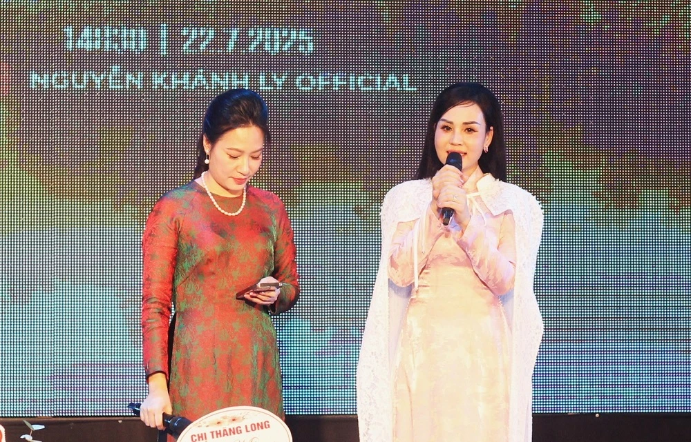 Còn mãi với non sông