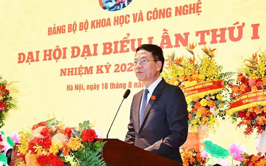 bo-truong-nguyen-manh-hung-noi-ve-bo-gen-cua-bo-kh-cn-hop-nhat-3.jpg