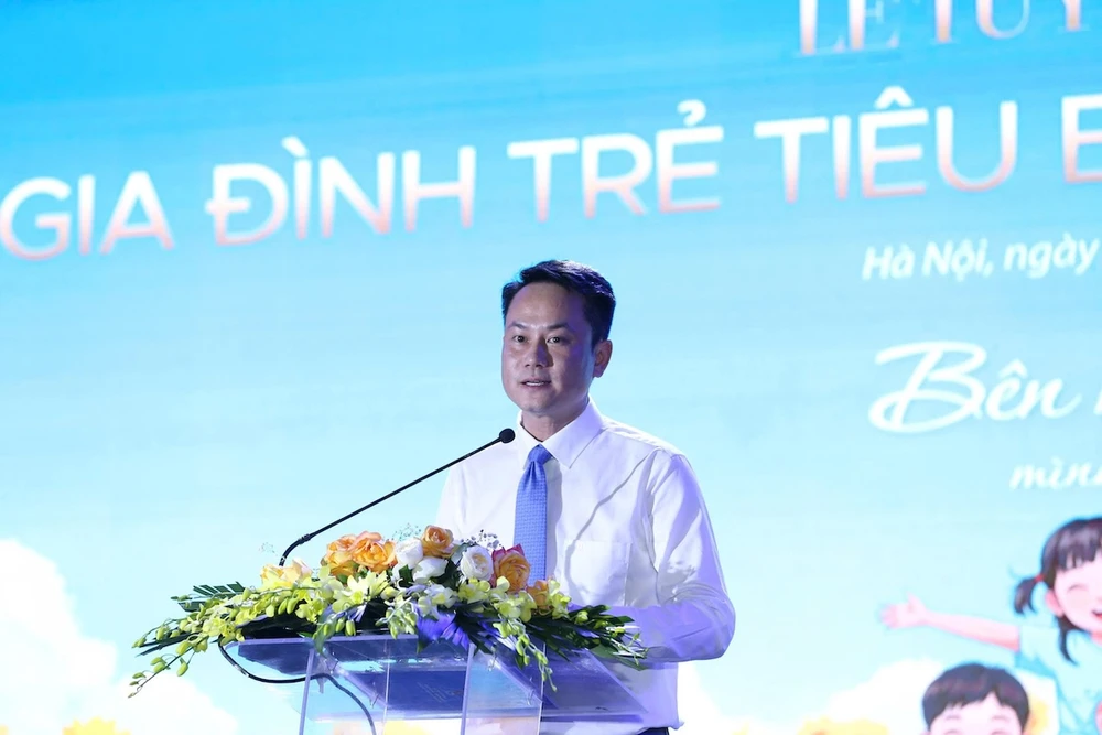 Gia đình trẻ hạnh phúc