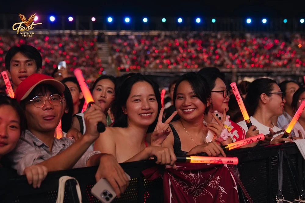 viet-nam-phan-dau-tro-thanh-quoc-gia-phat-trien-ve-cong-nghiep-van-hoa.jfif