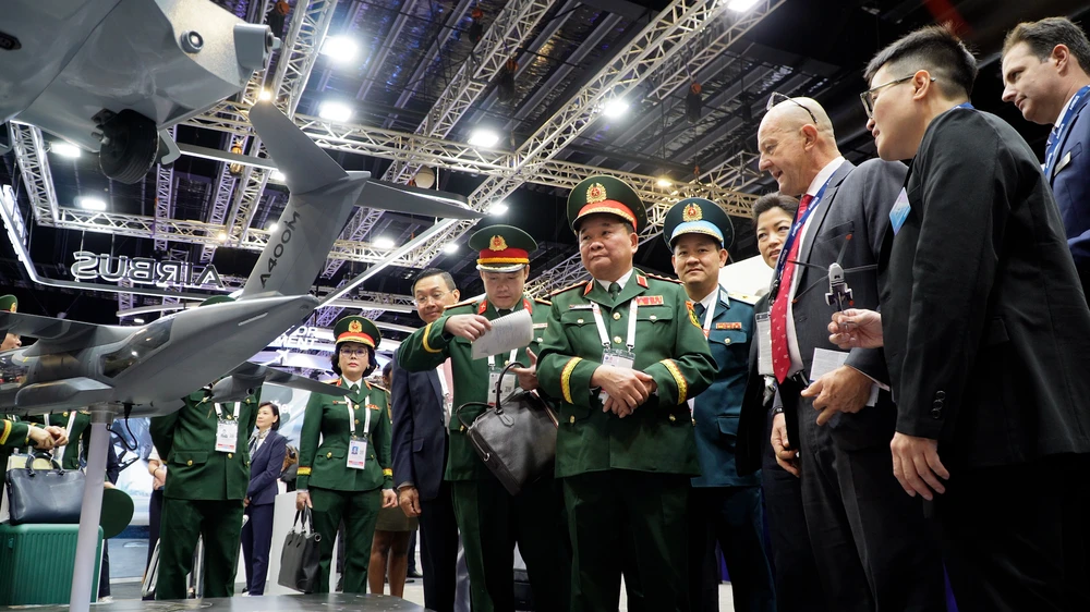 airbus-boeing-tim-kiem-mo-rong-hop-tac-voi-doanh-nghiep-quoc-phong-viet-nam-1.jpg