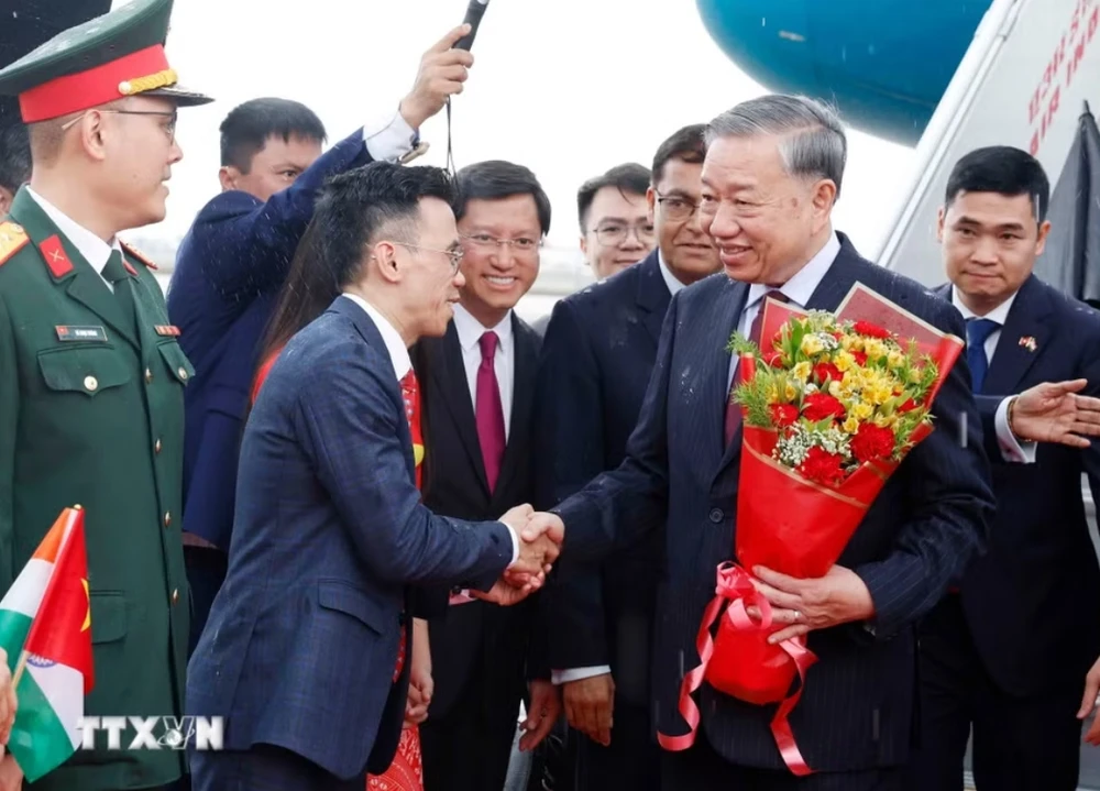 tong-bi-thu-chu-tich-nuoc-to-lam-bat-dau-tham-cap-nha-nuoc-cong-hoa-an-do-2.jpeg