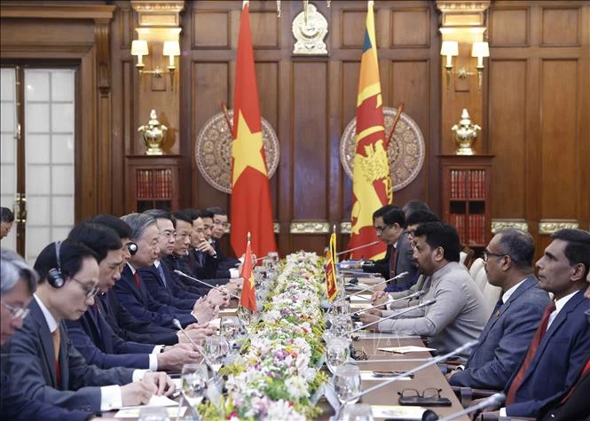tuyen-bo-chung-giua-nuoc-cong-hoa-xa-hoi-chu-nghia-viet-nam-va-nuoc-cong-hoa-xa-hoi-chu-nghia-dan-chu-sri-lanka-2.jpg