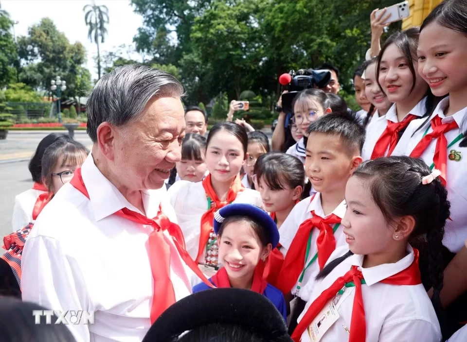 tong-bi-thu-chu-tich-nuoc-can-bao-ve-kip-thoi-tre-em-bi-bao-luc-xam-hai-bo-roi.jpg