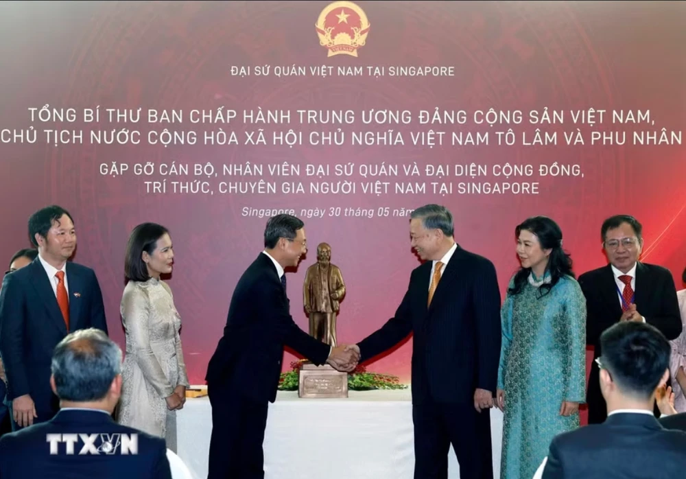 tong-bi-thu-chu-tich-nuoc-dang-xac-dinh-phai-doi-moi-can-ban-mo-hinh-phat-trien.jpeg