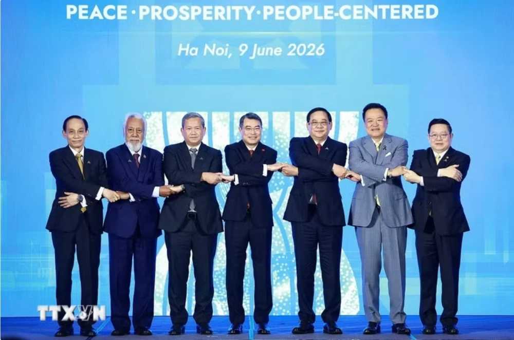 dinh-hinh-tuong-lai-asean-hoa-binh-thinh-vuong-lay-nguoi-dan-lam-trung-tam-7.jpeg