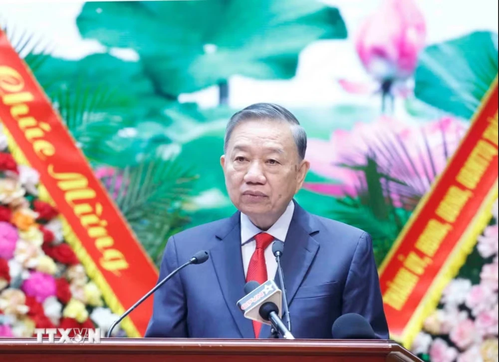 tong-bi-thu-chu-tich-nuoc-hoi-cuc-chien-binh-can-tham-gia-sau-hon-vao-xay-dung-chinh-don-dang-2.jpeg