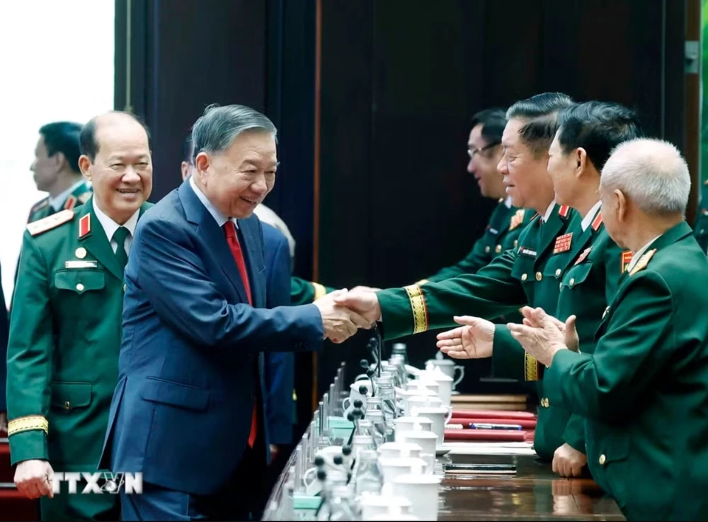 tong-bi-thu-chu-tich-nuoc-to-lam-du-dai-hoi-dai-bieu-toan-quoc-hoi-cuu-chien-binh-viet-nam-12.jpeg