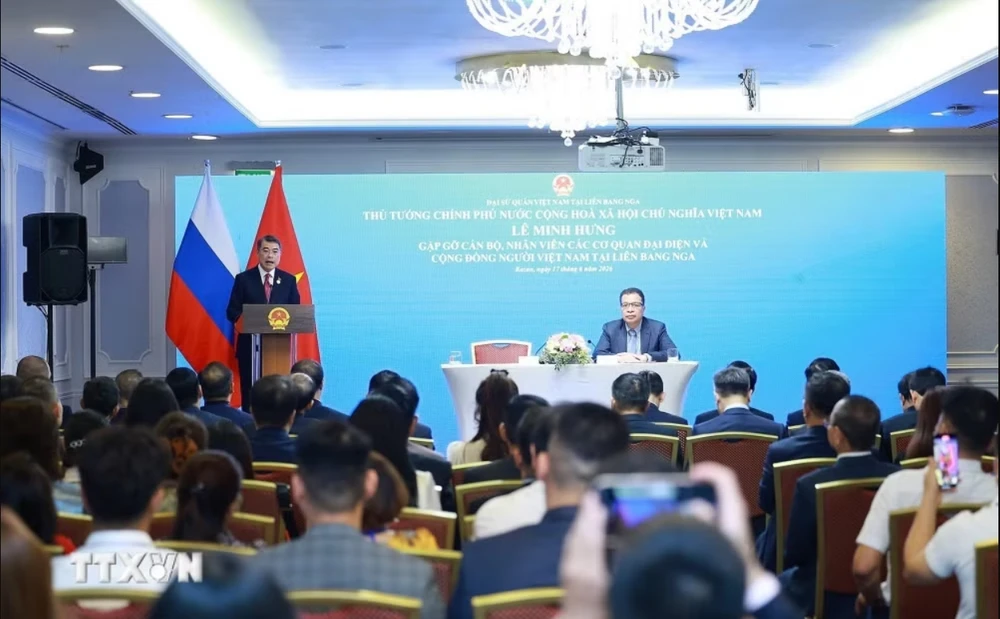 thu-tuong-chinh-phu-gap-cong-dong-nguoi-viet-nam-tai-nga-1.jpeg