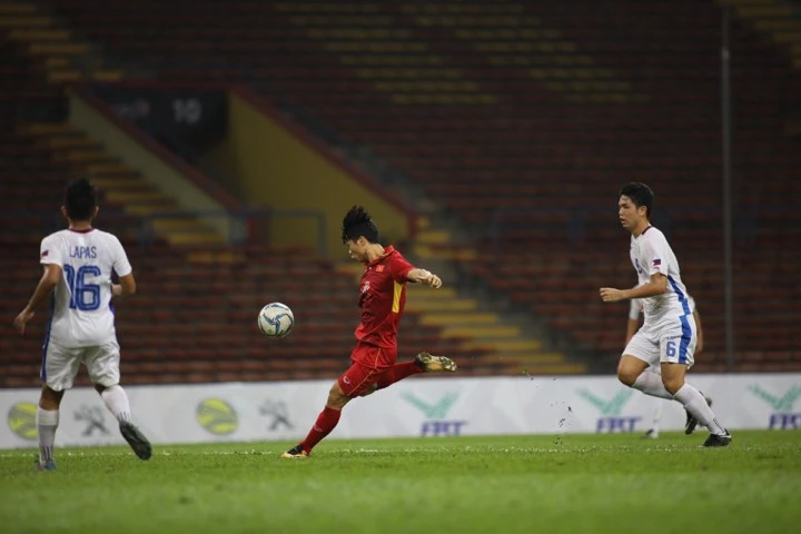 Áp đảo toàn diện, U-22 Việt Nam đè bẹp Philippines ảnh 5