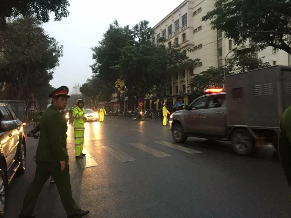 An ninh thắt chặt trong phiên xử ông Đinh La Thăng