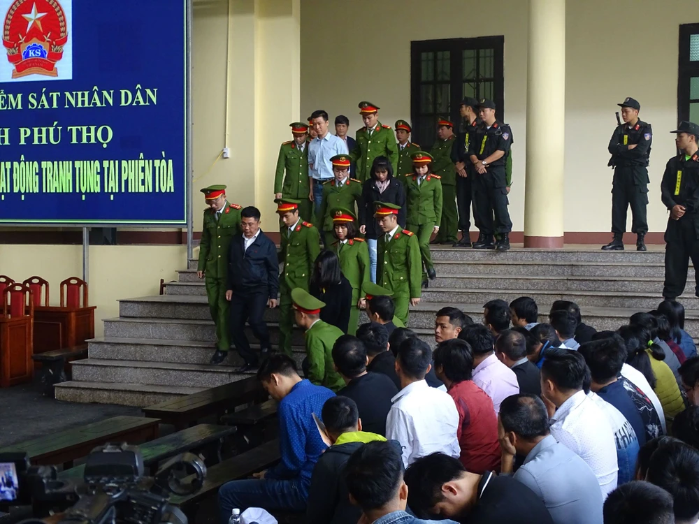 Tuyên án vụ đánh bạc ngàn tỉ: Không có vùng cấm, đặc quyền ảnh 5