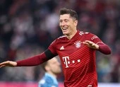 Lewandowski cân bằng kỷ lục vô tiền khoáng hậu của Muller