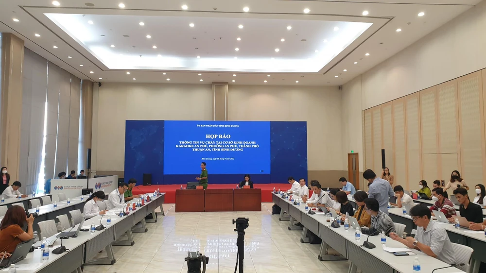 Bình Dương họp báo thông tin vụ cháy kinh hoàng làm 33 người chết.