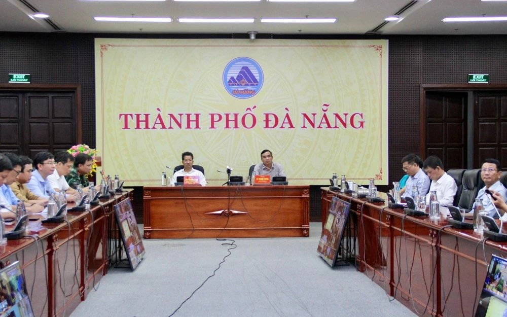 Điểm cầu tại trụ sở UBND TP Đà Nẵng. ẢNH: TẤN VIỆT