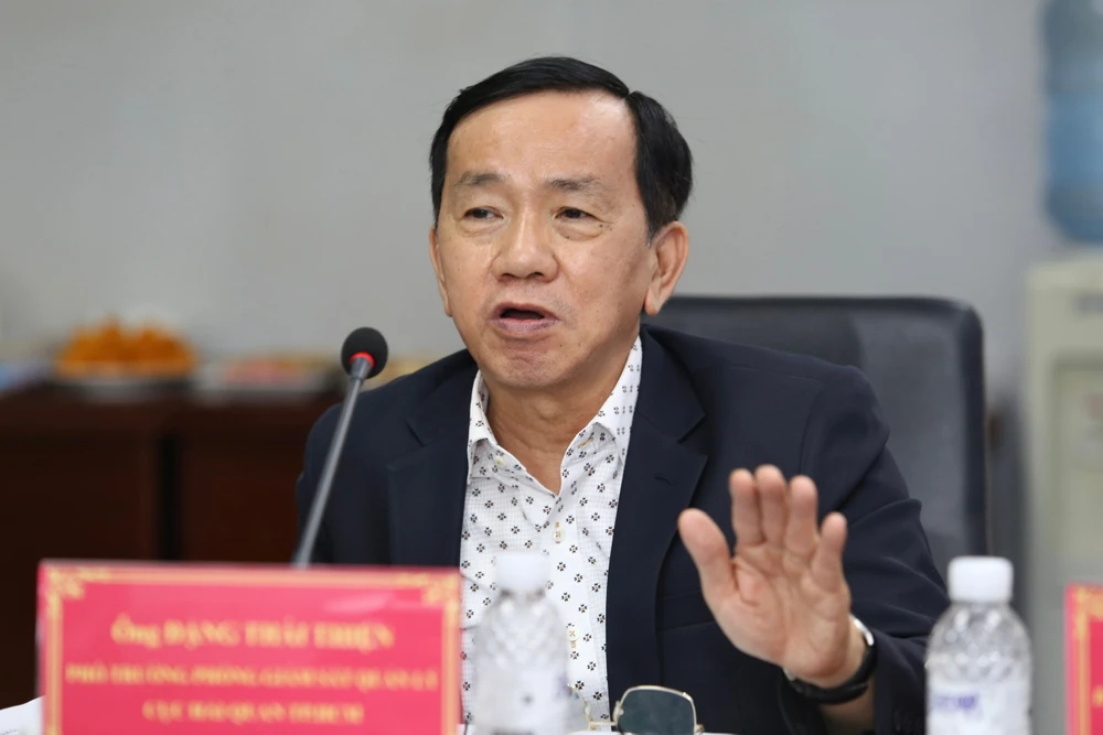 Ông Đặng Thái Thiện, Đại diện Cục Hải quan TP.HCM