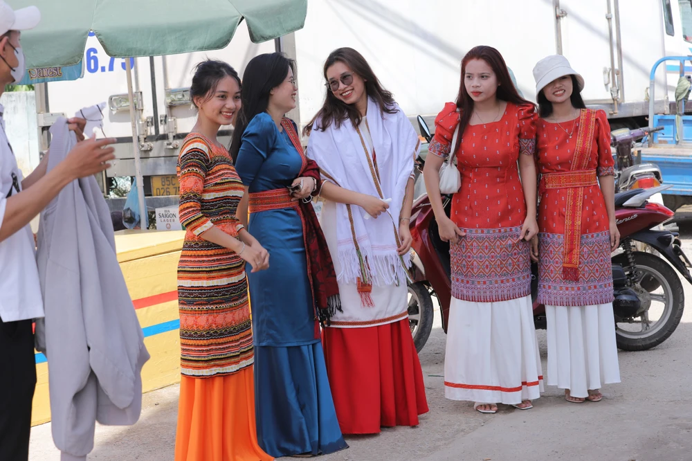 le hoi kate (21).jpg