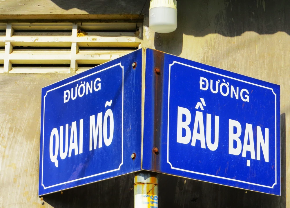 ve qu ngam hoa 0 dong 4.jpg