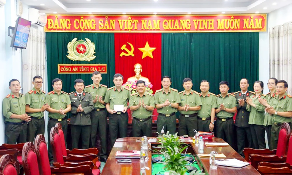 Công an Gia Lai xuyên Tết thành công phá đường dây lừa đảo xuyên quốc gia