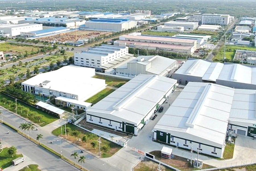 Một khu công nghiệp tại huyện Sóc Sơn, Hà Nội. Ảnh: M.TRÚC